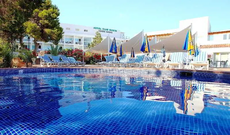 Sirenis Hotel Club Siesta サンタ・エウラリア・デス・リウ